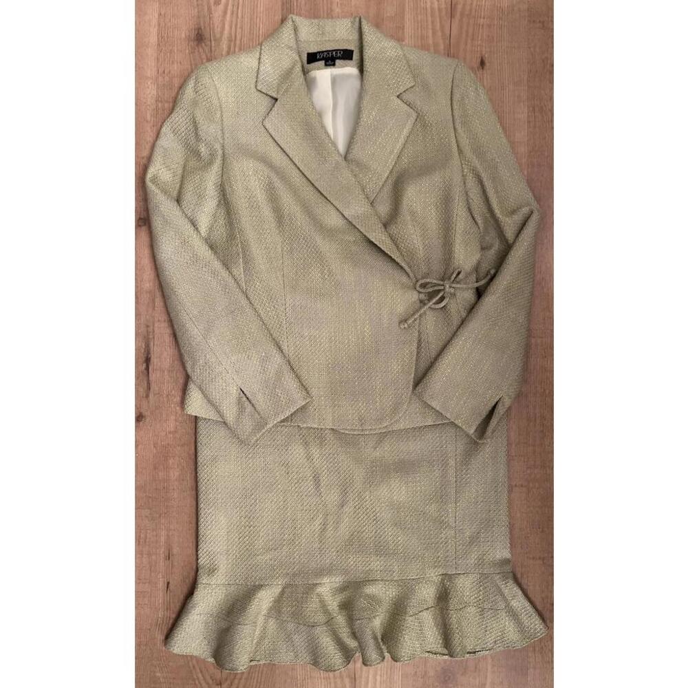 Kasper Green Two Piece RayonBlend Old Money Quiet Luxury Preppy  Feminine Size 6